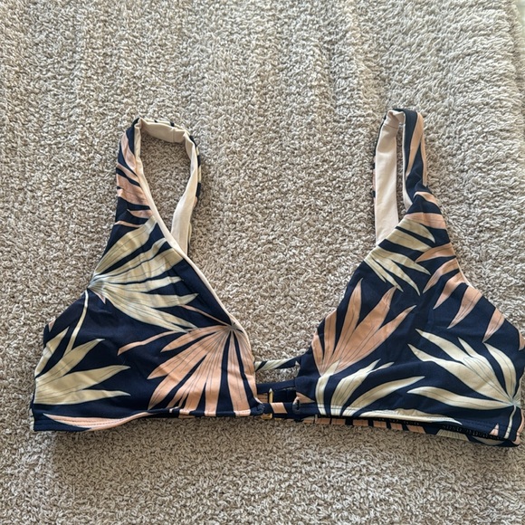 L*space bikini set - Picture 2 of 6